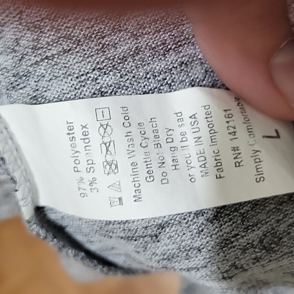 LulaRoe long gray sweater. - Picture 4 of 4